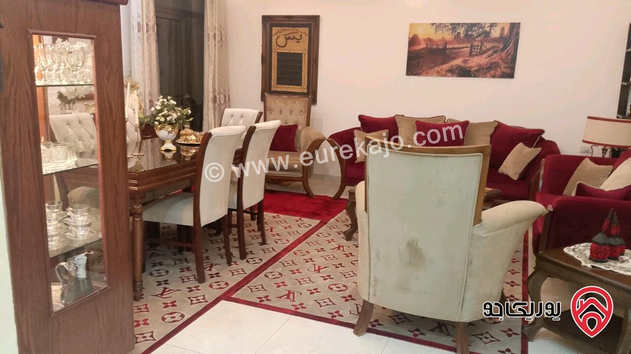 شقة طابق ثالث من جهة و -1 من جهة مساحة 170م للبيع في عمان - ربوة عبدون