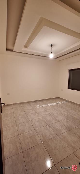 شقة طابق ثالث مساحة 140م للإيجار في عمان - ابو نصير 