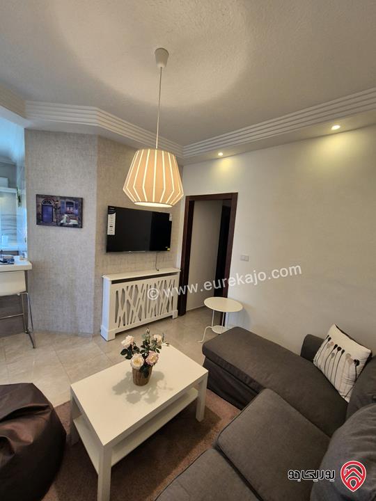 شقة سوبر ديلوكس 120م طابق ثاني مفروشة للايجار السنوي في عمان - الجندويل super deluxe furnished apartment for annual rent