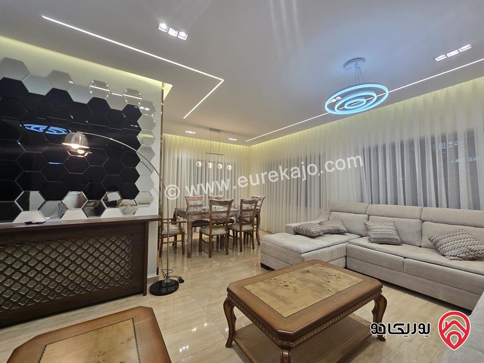 شقة فاخرة مفروشة للايجار ثلاث غرف نوم في الدوار السابع