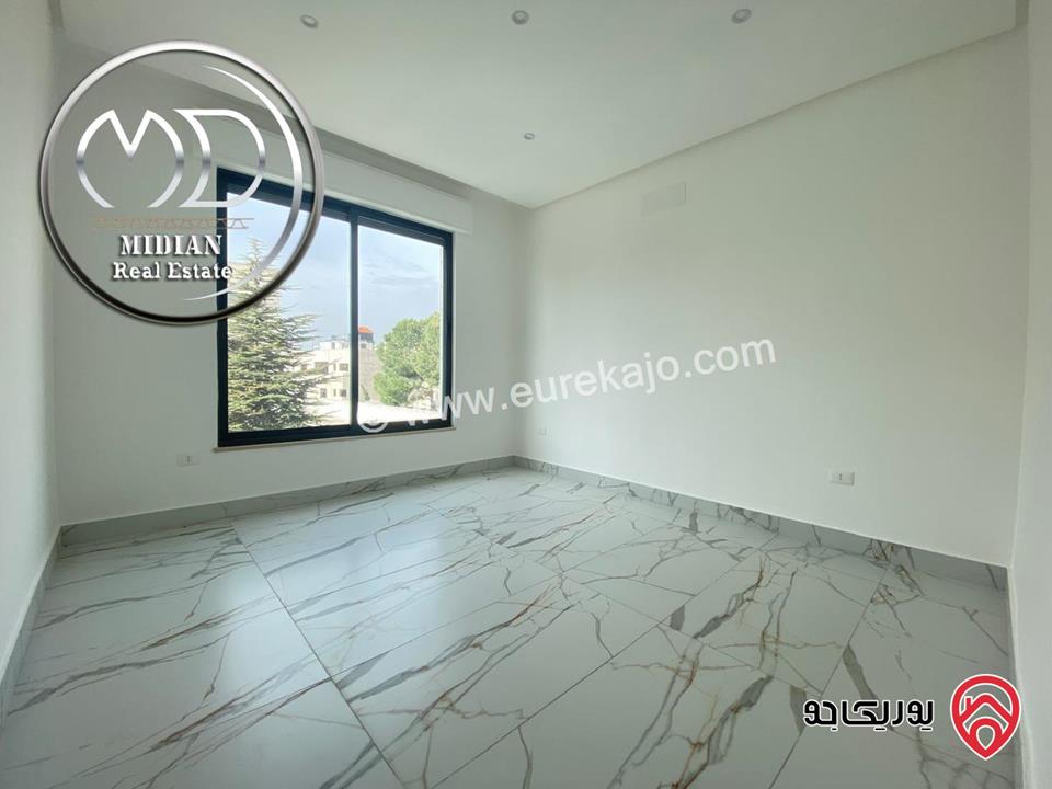 شقة فارغة للايجار في عمان - خلدا العوجانية مساحة 210م طابق اول تشطيبات و ديكورات عصرية فاخرة اطلالة جميلة