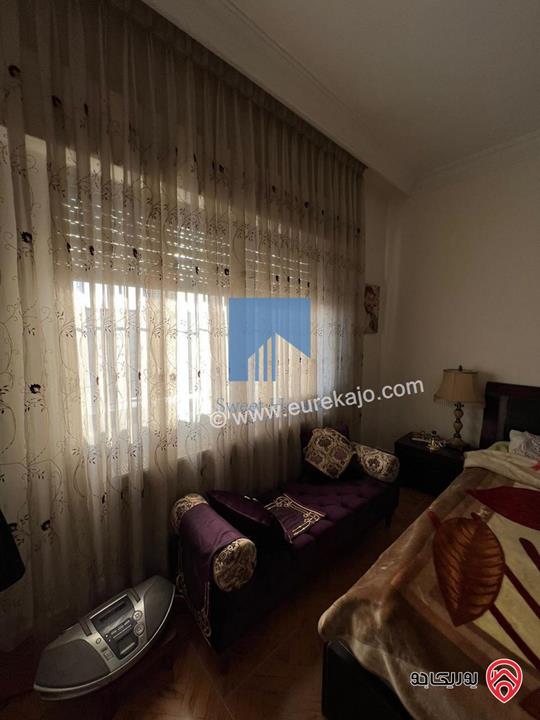 شقة فاخرة طابق ثاني 210م تشطيب سوبر ديلوكس للبيع في أم السماق - خلف مدارس الدر المنثور 