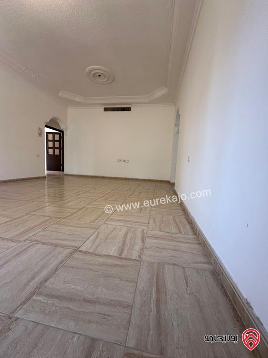 شقة طابق ثاني مساحة 191م للايجار في عمان - خلدا