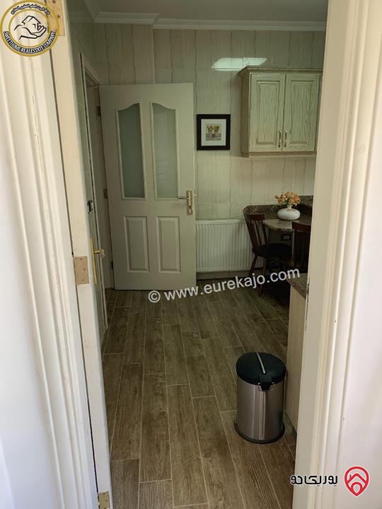 شقة مفروشة طابق ثاني 140م تشطيب سوبر ديلوكس للبيع في عمان - ضاحية الأمير راشد