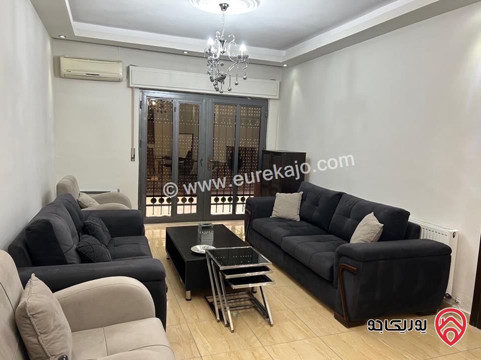 شقة مفروشة شبه ارضية مساحة 140م داخلي و 200م خارجي للإيجار في عمان - البنيات