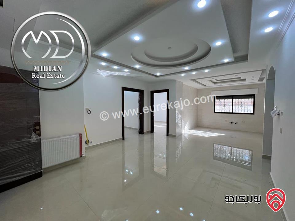 شقة أرضية دوبلكس جديدة للبيع في عمان - خلدا مساحة 325م مع ترس و حديقة 180م تشطيبات وديكورات فاخرة بسعر مميز