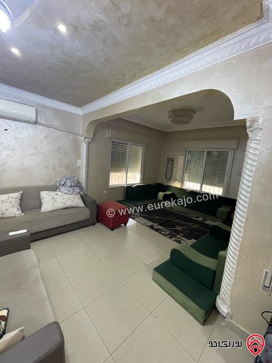 شقة أرضية دوبلكس مساحة 257م داخلي و 250م خارجي للبيع في العقبة - الخامسة