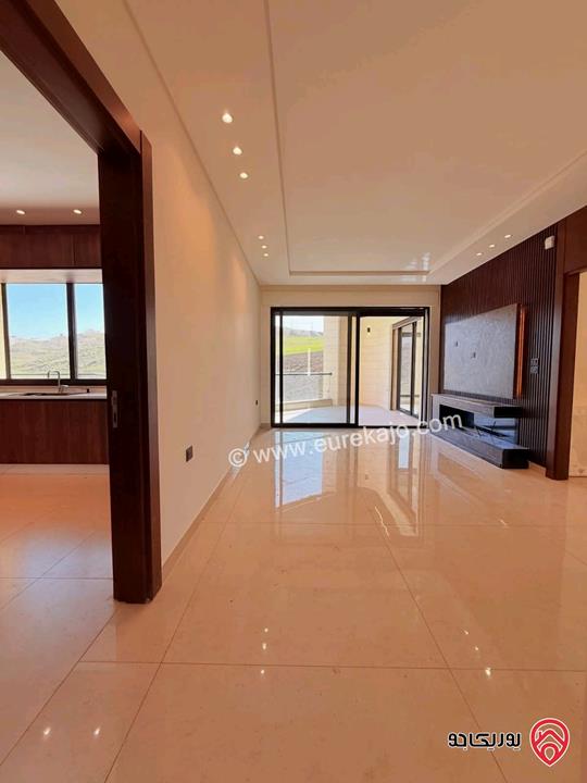 شقة أرضية مساحة 225م داخلي و 123م خارجي للبيع في عمان - كريدور عبدون