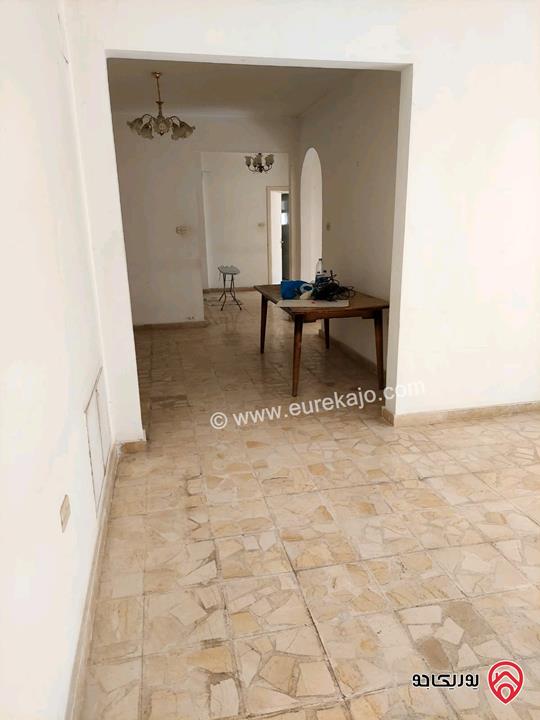 شقة مساحة 150م طابق أول للبيع في عمان - البيادر وادي السير