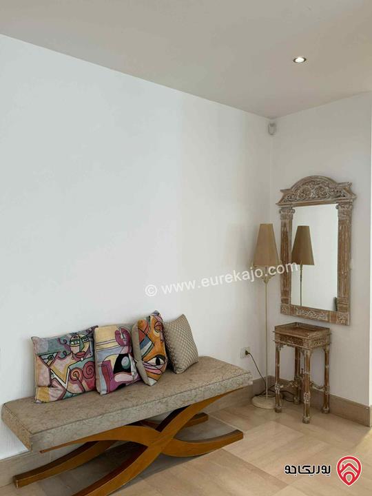 شقة أرضية ضمن كومباوند مساحة 180م مفروشة للبيع في عمان - عبدون - شارع القاهرة