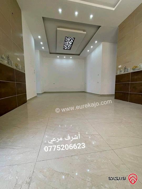 شقة مساحة 120م طابق أول للبيع اقساط بدون بنوك في الزرقاء الجديدة