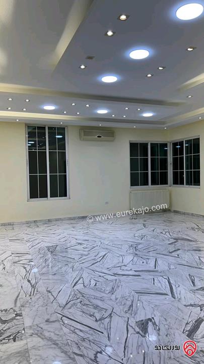 شقة مساحة 191م طابق أول للبيع في عمان - الرابية