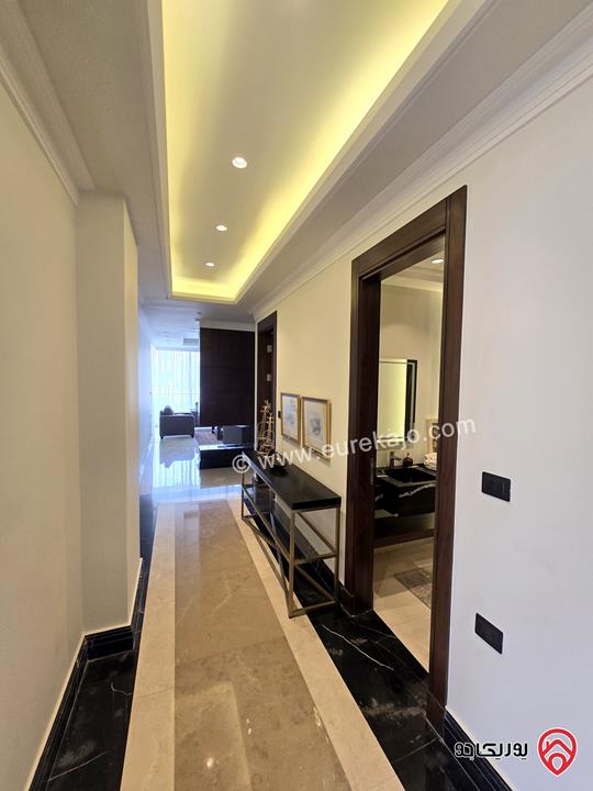 شقة مفروشة طابق أول مساحة 250م للإيجار في عمان - جبل عمان