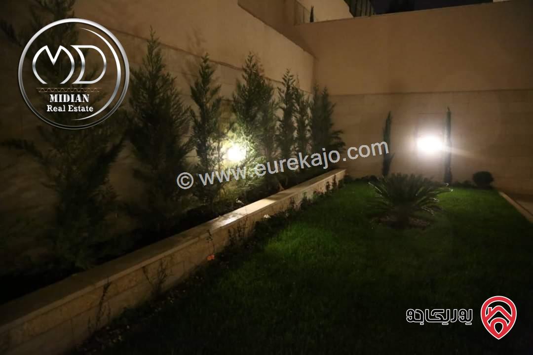 شقة شبه ارضي فارغة للايجار في عمان - ضاحية النخيل مساحة 200م مع ترس و حديقة 250م تشطيبات ديكورات عصرية فاخرة