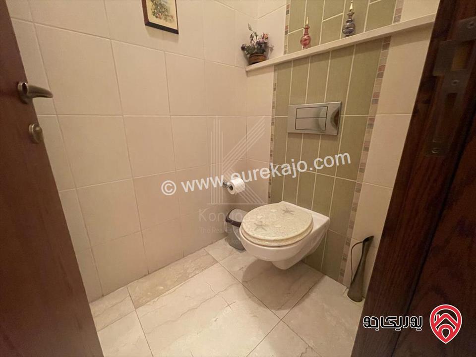 شقة فاخرة مفروشة مساحة 380م داخلي و 200م خارجي للايجار في عمان - عبدون