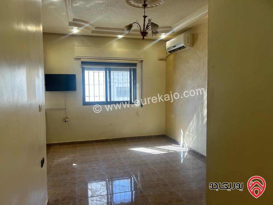 شقة أرضية مساحة 126م داخلي و 32م خارجي للبيع في عمان - طبربور 