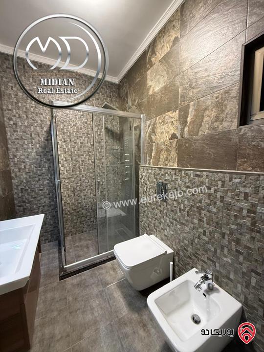 شقة أرضية فارغة للايجار في عمان - عبدون مساحة 230م 4 نوم تشطيبات و ديكورات عصرية فاخرة تصلح للأجانب و الهيئات الدبلوماسية