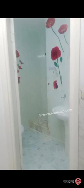 شقة مساحة 140م طابق أول للبيع في اربد - الحي الجنوبي