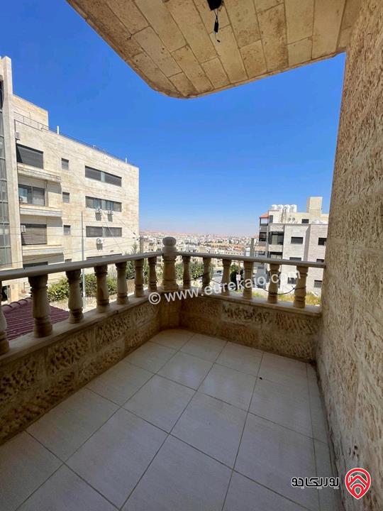 شقة طابق أول مساحة 165م للبيع في عمان - الجبيهة