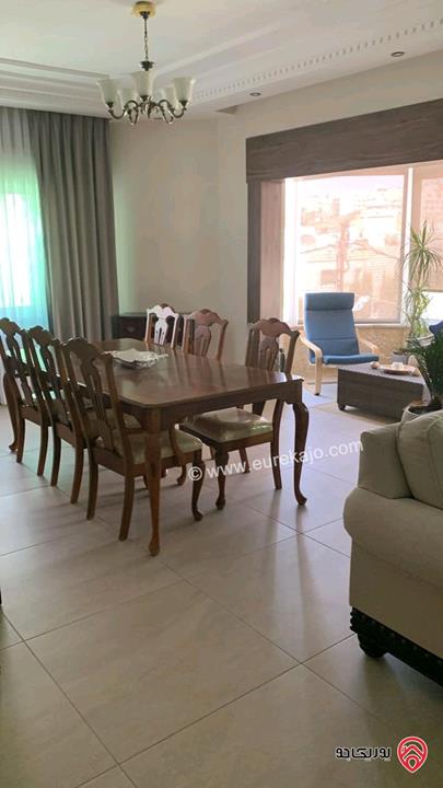 شقة مساحة 207م طابق ثاني للبيع في عمان - دير غبار 