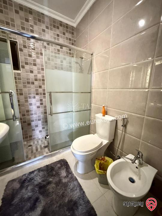 شقة مميزة طابق ارضي مساحة 175م للبيع في عمان - مرج الحمام