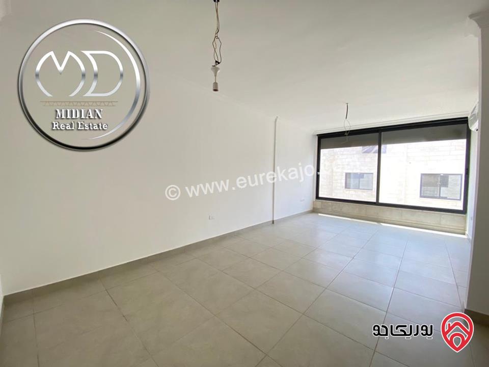 شقق فارغة للايجار في عمان - ام اذينة مساحات 140م تشطيبات سوبر ديلوكس اطلالة جميلة بسعر مميز