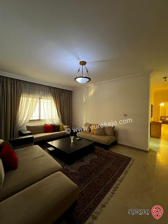 شقه طابق اول 220م مميزه سوبر ديلوكس للبيع في عمان - الشميساني 