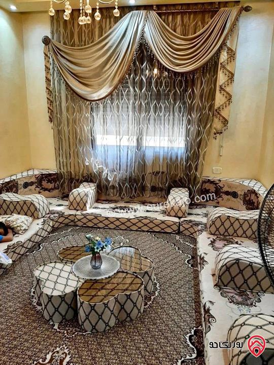 شقة مميزة طابق اول مساحة 115م للبيع في عمان - ام نوارة قرب دوار البنزين  