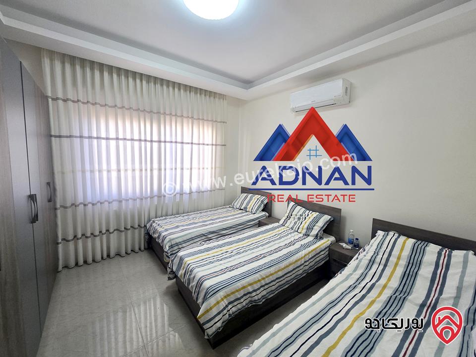 شقة مفروشة بالكامل طابق اخير مع رووف مساحة 250م للبيع في عمان - خلدا