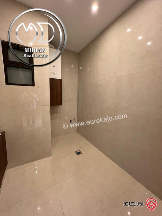 شقق جديدة للبيع في عمان - الظهير مساحة 250م 4 نوم تشطيبات ديكورات سوبر ديلوكس اطلالة رائعة