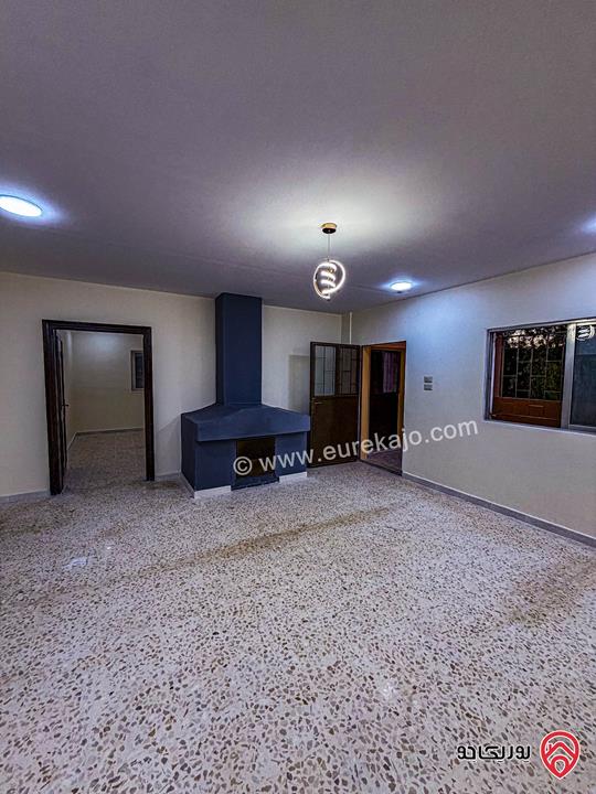 مزرعة مساحة الأرض 20 دونم مفروزة بقوشان مستقل والبناء 250م للبيع في المفرق