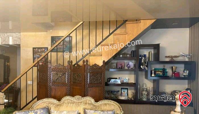 شقة دوبلكس طابق ثالث مع روف مساحة 310متر للإيجار في عمان - رجم عميش 