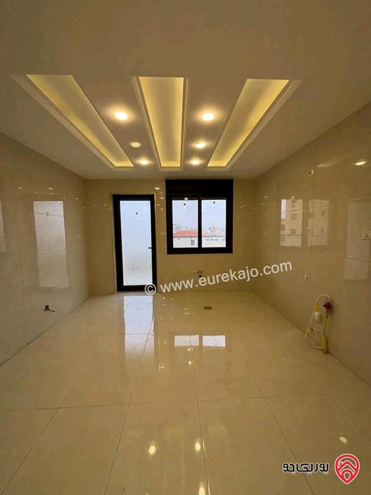 شقة طابق ثاني مساحة 176م للبيع في عمان - شفا بدران