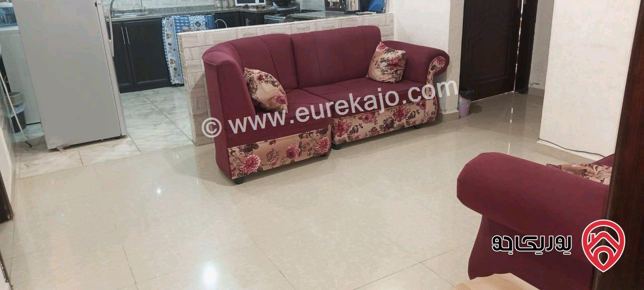 شقة ديلوكس مساحة 84م طابق أول للبيع في الزرقاء - جبل طارق 