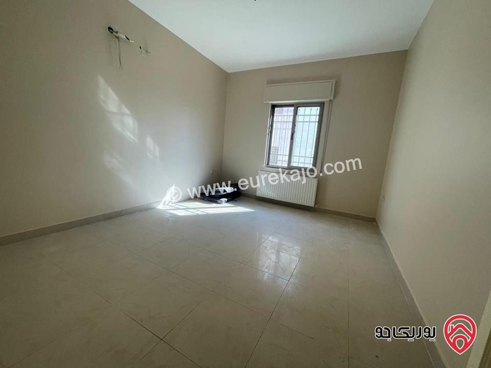 شقة فارغة مساحة 325م للإيجار في عمان - ضاحية الأمير راشد 