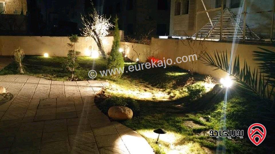 فيلا مساحة 750م على أرض 850م للبيع في عمان - أم أذينة