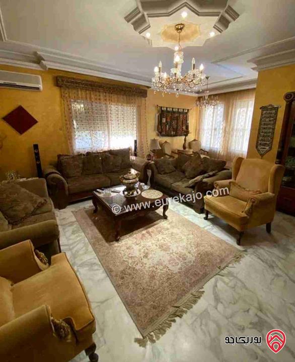 فيلا مستقلة مساحة 350م على أرض 500م للبيع في عمان - خلدا قرب سيتي مول بسعر 350 الف 