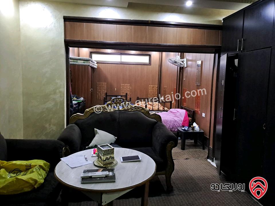 شقة طابق شبه ارضي مساحة 143م داخلي و 50م خارجي للبيع في عمان - أم نوارة