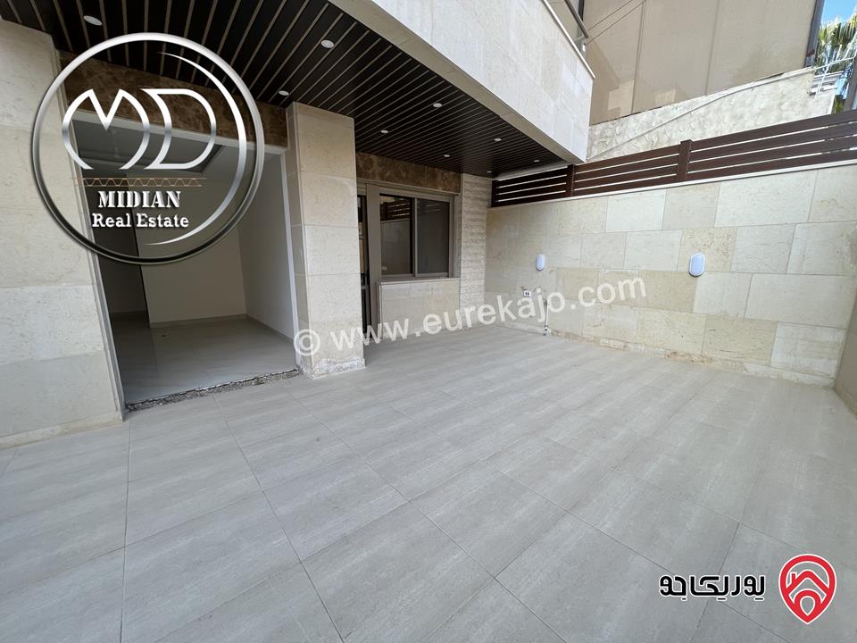 شقة أرضية جديدة للبيع في عمان - الدوار السابع مساحة 260م مع ترس و حديقة 200م تشطيبات سوبر ديلوكس بسعر مميز