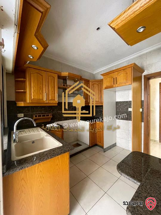 شقة سوبر ديلوكس طابق اول مساحة 100م للإيجار في عمان - الرابية 