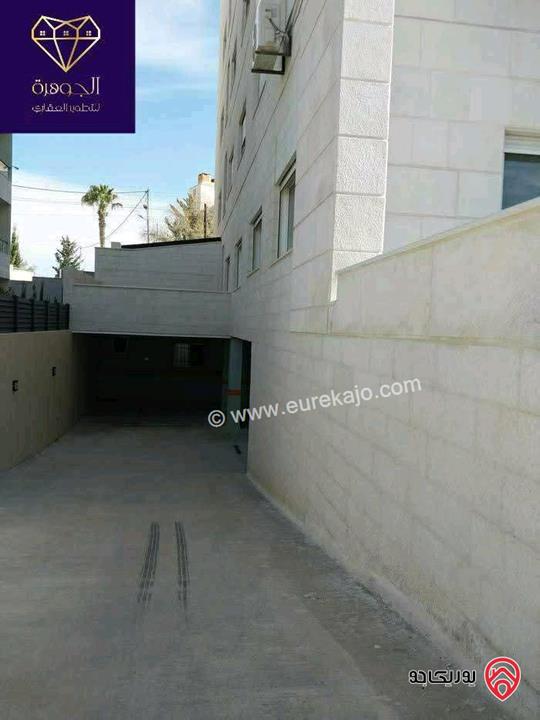 عرض خاص طابق اخير مع روف دوبلكس مساحة 210م فاخر لم يسكن للبيع في عمان - خلدا 