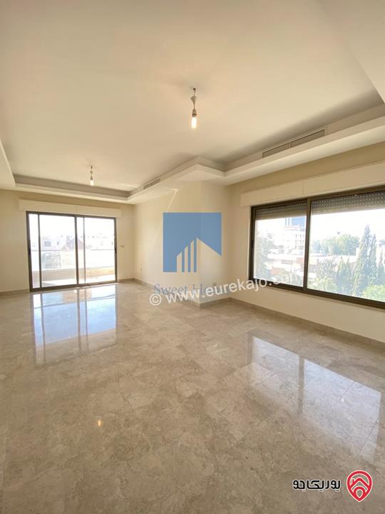 شقة فاخرة للبيع في عمان - عبدون الشمالي طابق ثالث 195م لم تسكن