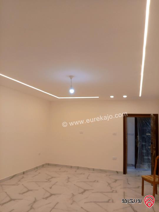 شقة طابق ثالث مساحة 188م للايجار في عمان - طبربور 