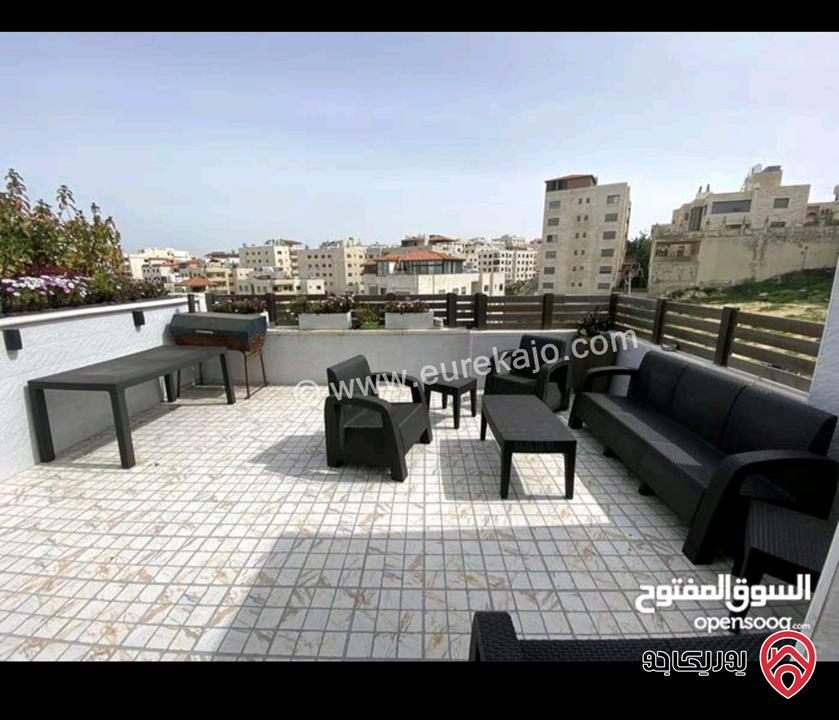 شقة طابق ثالث مع روف مساحة 235متر للبيع في عمان - ضاحية النخيل