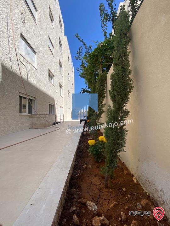 شقة أرضية فاخرة للبيع في عمان خلدا - قرب إشارة البنك العربي 175م مع ترسات 200م لم تسكن