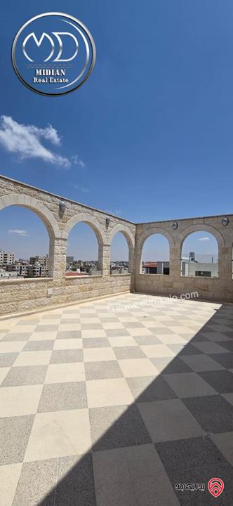 رووف طابقي فارغ للايجار في عمان - أجمل مواقع ام السماق مساحة 500م مع تراسات تشطيبات ديكورات عصرية فاخرة اطلالة رائعة