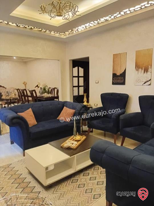 شقة فاخرة مساحة 176م شبه ارضية للبيع في عمان - المدينة الرياضية