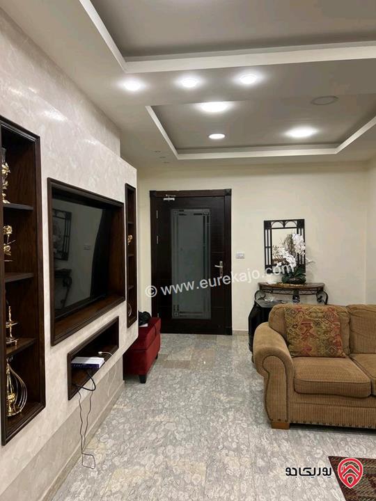 فيلا مساحة 650م على أرض 547م للبيع في عمان - طبربور عند مستشفى الملكة علياء