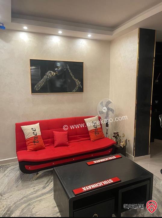 شقة شبه أرضية مساحة 285م للبيع في عمان - تلاع العلي