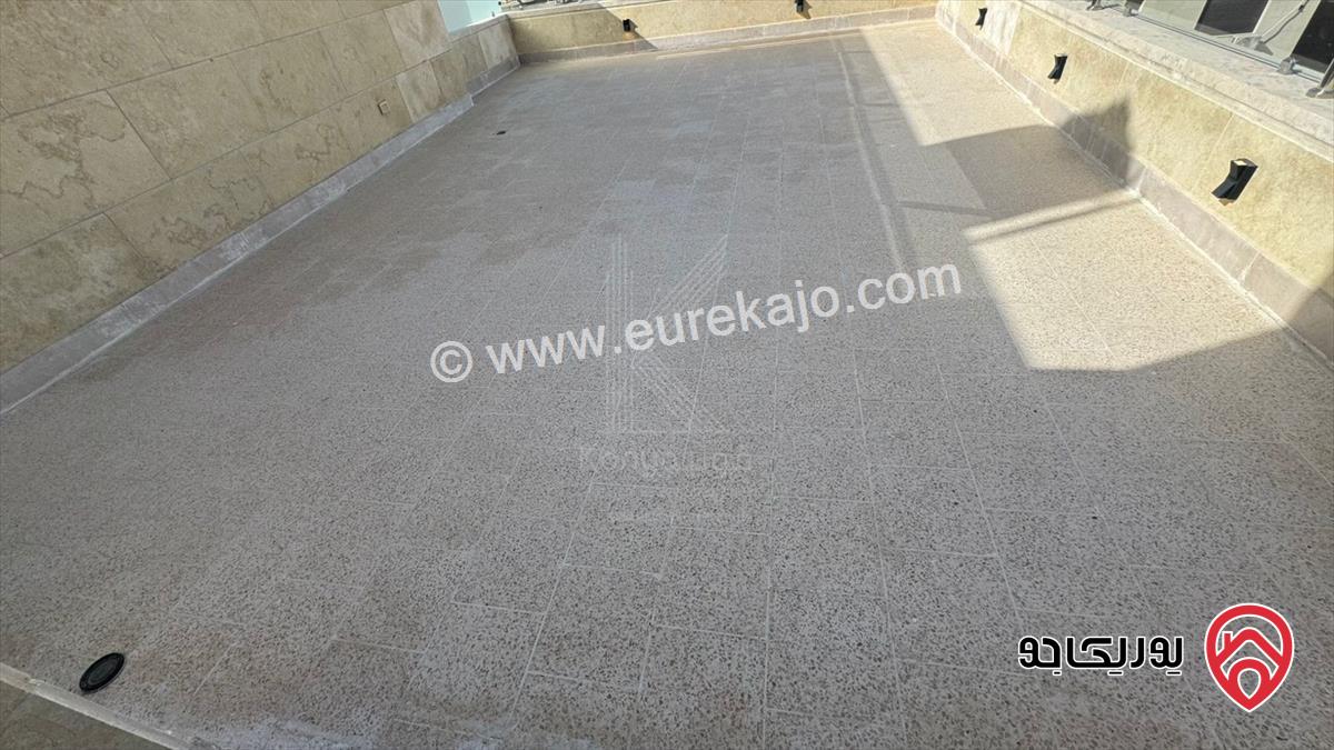 شقة فاخرة أرضية مساحة 202م داخلي و 40م خارجي للبيع في عمان - مرج الحمام